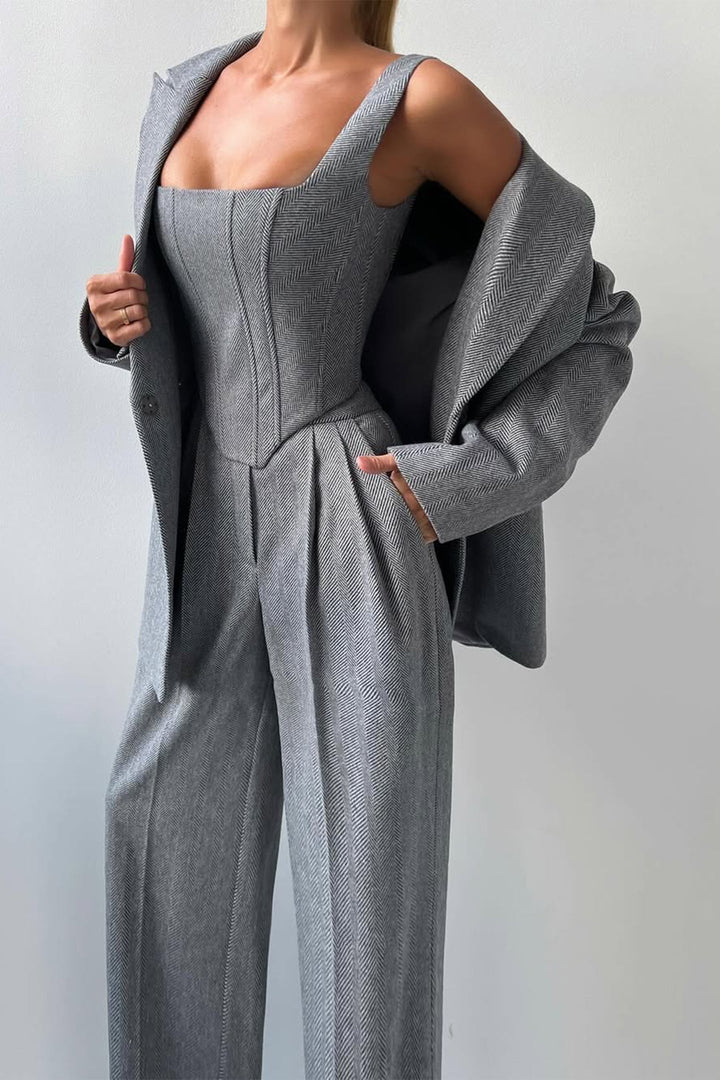 Amelia | Completo da donna moderno e versatile con blazer a tre pezzi