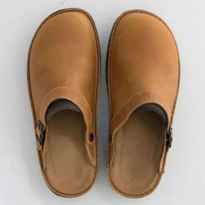 Daniel | Orthopedic Clogs – Comfortable Leather Slip-Ons for Men