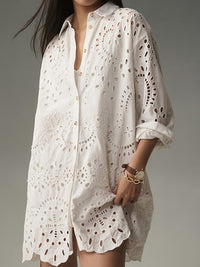 Bella | Camicia tunica elegante e leggera con ricami ajour e bottoni sul davanti