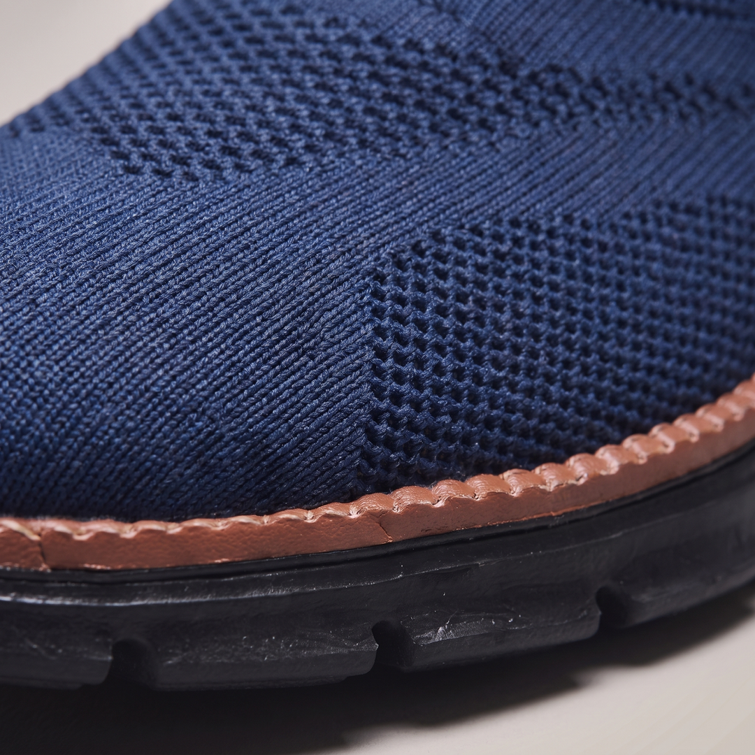 Atlas | Slip-On Sneakers – Lightweight and Breathable for Men