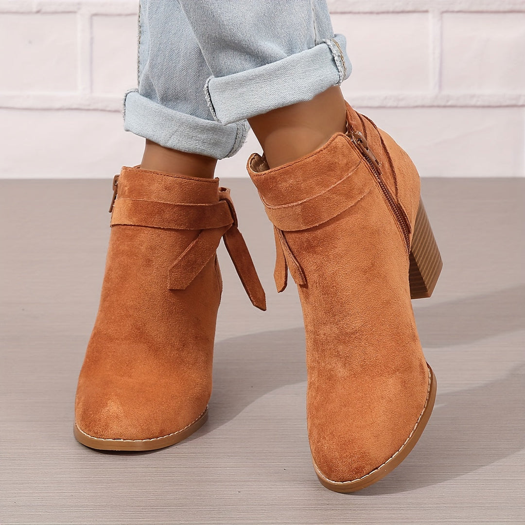 Clara | Bottines féminines à bout pointu avec détail en nœud
