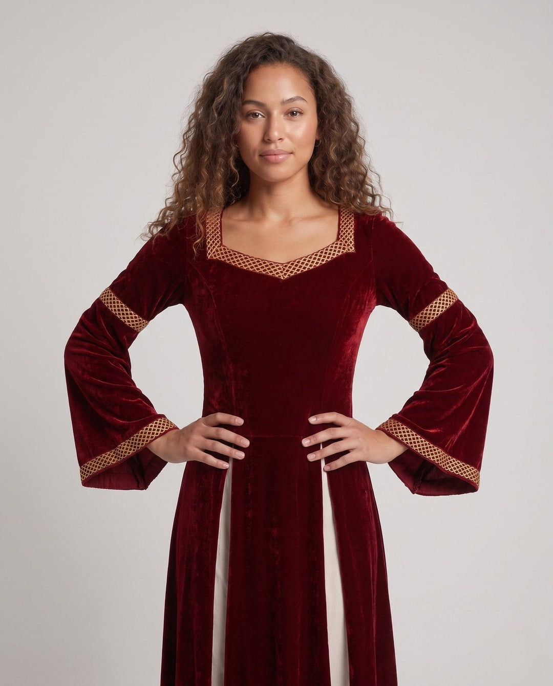 Drune | Historical Velvet Dress – Elegant Design for Women