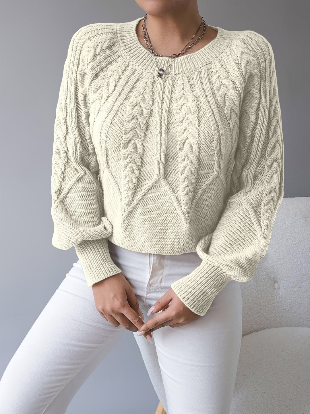 Ellis | Cable-Knit Sweater – Cozy Textured Style for Women