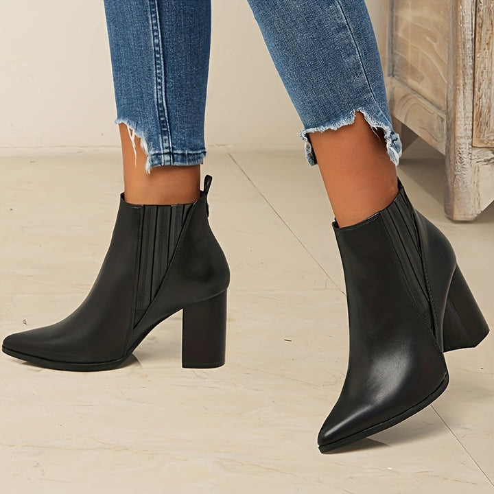 Alice | Bottines élégantes à bout pointu et talon carré